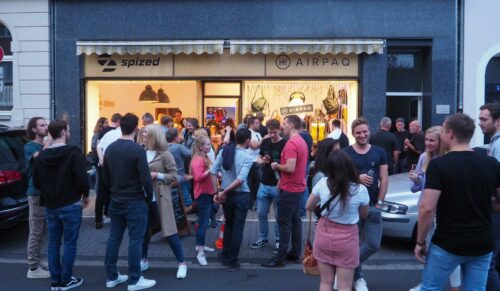 Mit über 100 Gästen feierte die Marke Airpaq die Eröffnung ihres ersten Showrooms und Stores in Köln. (Foto: Airpaq)