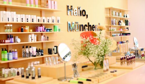 Zalando Beauty Pop-Up Store in München. (Foto: Gisela Schober/Getty Images for Zalando)
