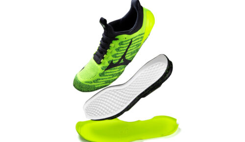 BASF stellt das Polyurethan Elastopan für die Zwischensohle der neuen Trainingsschuhe TC-01 und TC-02 von Mizuno vor. (Foto: BASF)