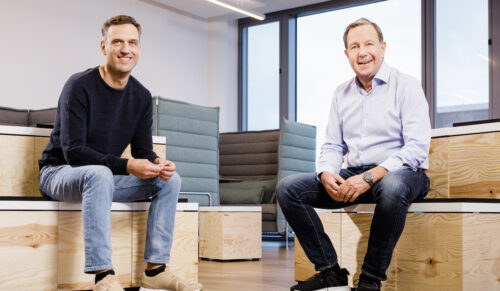 Rocco Bräuniger (li.) und Ralf Kleber. (Foto: Amazon)
