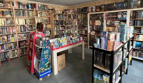 Das durch die Flutkatastrophe 2021 zerstörte Geschäft Brettspielheld erhielt Unterstützung vom Kompetenzzentrum Handel. (Foto: Kompetenzzentrum Handel)