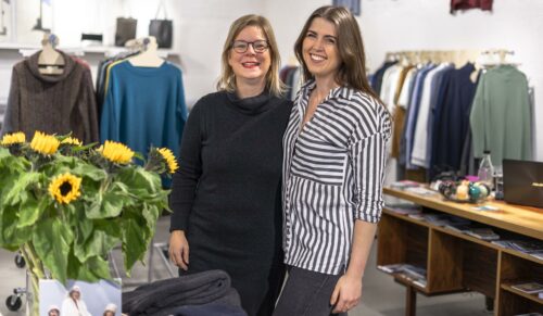 Daniela Perak und Laura Latka organisieren die „Eco Experience“ in Düsseldorf. (Foto: Eco Experience)