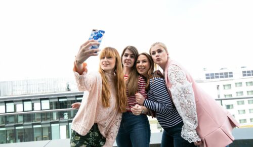Vor allem die Begeisterung für Fashion und Lifestyle zeichnet zukünftige Deichmann Club-Mitglieder aus. (Foto: Deichmann/Yves Krier)