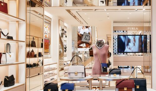 Furla hat einen neuen Store in München eröffnet. (Foto: Furla)