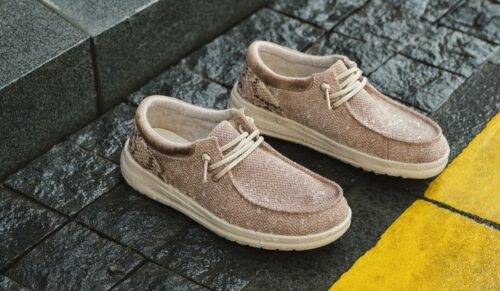 Crocs hat die italienische Schuhmarke Heydude übernommen. (Foto: Heydude)