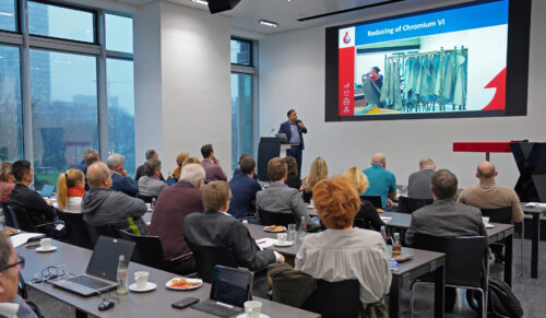 Lanxess führt 2020 zum fünften Mal ein Leder-Seminar durch. Foto: Lanxess)