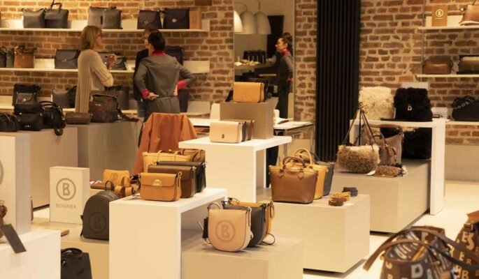Bei Bogner Bags wurde der Lederanteil ausgebaut, um dem Premium-Charakter der Marke zu unterstreichen. (Foto: Müller Meirer)