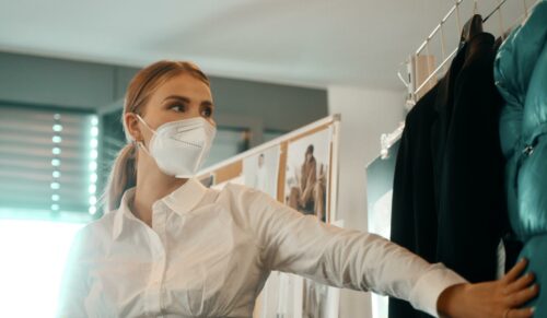 Influencerin Ana Johnson hat die Kollektionsentwicklung begleitet. (Foto: Peek & Cloppenburg Düsseldorf)