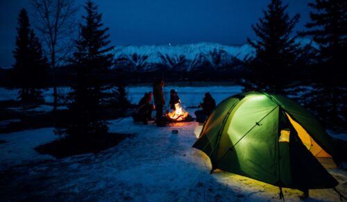 Outdoor-Abenteuer und Lagerfeuerromantik mit Jack Wolfskin (Foto: Jack Wolfskin)