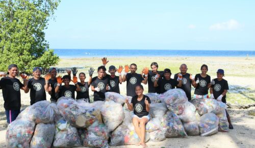 Die Organisation Plastic Free Planet entfernt über angestellte Mitarbeiter in Südostasien Plastikmüll aus dem Ozean und führt diesen dem Recyclingkreislauf zu. (Foto: Plastic Free Planet)