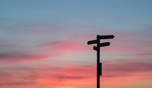 Viele Menschen in Deutschland sorgen sich, wie es in den nächsten Monaten weiter geht (Foto: Jose Allegue Borros/Unsplash)