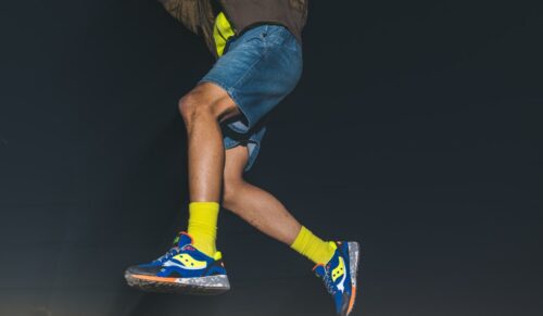 Der Shadow 6000 Trail soll eine Hommage an klassische Trailrunning-Schuhe sein. (Foto: Saucony)