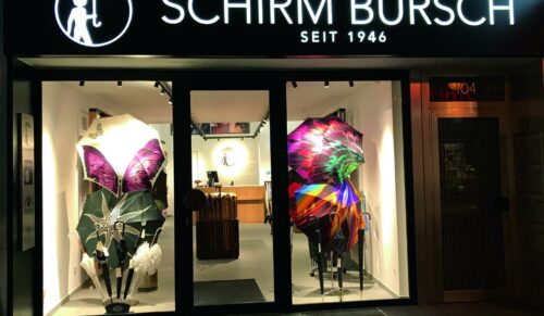 Zeigt sich in neuem Glanz: das Schirmfachgeschäft Schirm Bursch in Köln. (Foto: Doppler)
