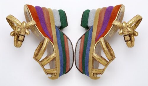 Salvatore Ferragamo, Rainbow Sandal, 1938 (Foto: Victoria and Albert Museum)