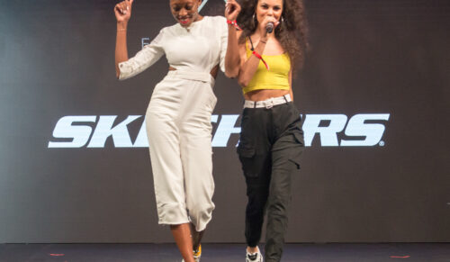 Toni Dreher (li.) und Julianna Townsend (re.) beide ONEeins fab Management. (Foto: Martin Loos / Skechers)