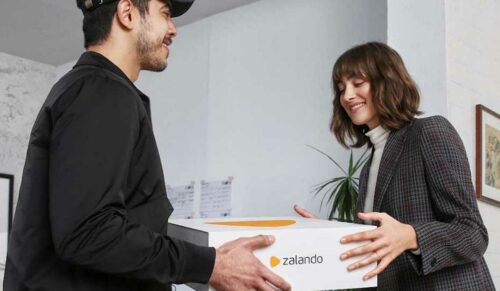 Mitglieder von Zalando Plus können Retouren bundesweit abholen lassen. (Foto: Zalando)