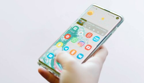Mehr WLAN wünschen sich die Kunden. (Foto: Unsplash)