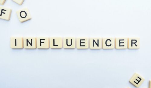 Influencer-Marketing steigert noch einmal seine Reichweite. (Foto: Unsplash/ Diggity Marketing)