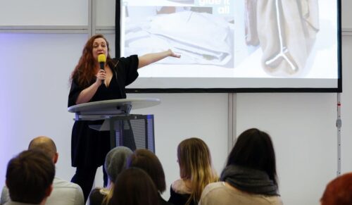Duesseldorf, DEU. 12.03.2014. Vortrag mit Nicoline van Enter von der Modeschule SLEM auf der GDS – international event for shoes & accessories vom 12. bis 14. Maerz 2014.Lecture with Nicoline van Enter from the SLEM fashion school on the occasion of GDS – international event for shoes & accessories from 12 to 14 March 2014.Foto: Constanze Tillmann, Exploitation right Messe Duesseldorf, M e s s e p l a t z, D-40474 D u e s s e l d o r f, www.messe-duesseldorf.de; eine h o n o r a r f r e i e  Nutzung des Bildes ist nur fuer journalistische Berichterstattung, bei vollstaendiger Namensnennung des Urhebers gem. Par. 13 UrhG (Foto: Messe Duesseldorf / ctillmann) und Beleg moeglich; Verwendung ausserhalb journalistischer Zwecke nur nach schriftlicher Vereinbarung mit dem Urheber; soweit nicht ausdruecklich vermerkt werden keine Persoenlichkeits-, Eigentums-, Kunst- oder Markenrechte eingeraeumt. Die Einholung dieser Rechte obliegt dem Nutzer; Jede Weitergabe des Bildes an Dritte ohne  Genehmigung ist untersagt | Any usage and publication only for editorial use, commercial use and advertising only after agreement; unless otherwise stated: no Model release, property release or other third party rights available; royalty free only with mandatory credit: photo by Messe Duesseldorf]