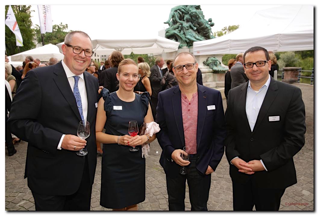 Karl Georg Reindl, Annette Reindl, Randolf Friedel und Franz Ende - schuhkurier AWARD 2014 im K21 in Düsseldorf