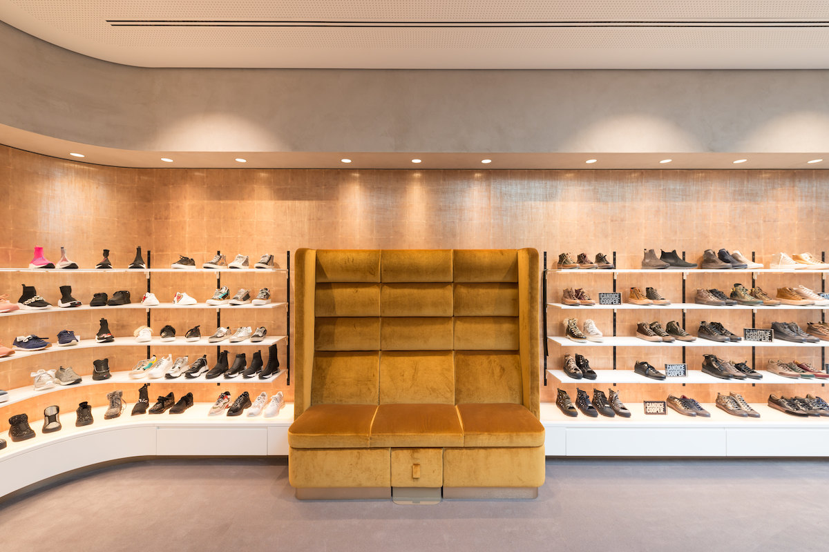 Die Damenschuh-Abteilung von Zumnorde in Münster (Foto: Zumnorde)