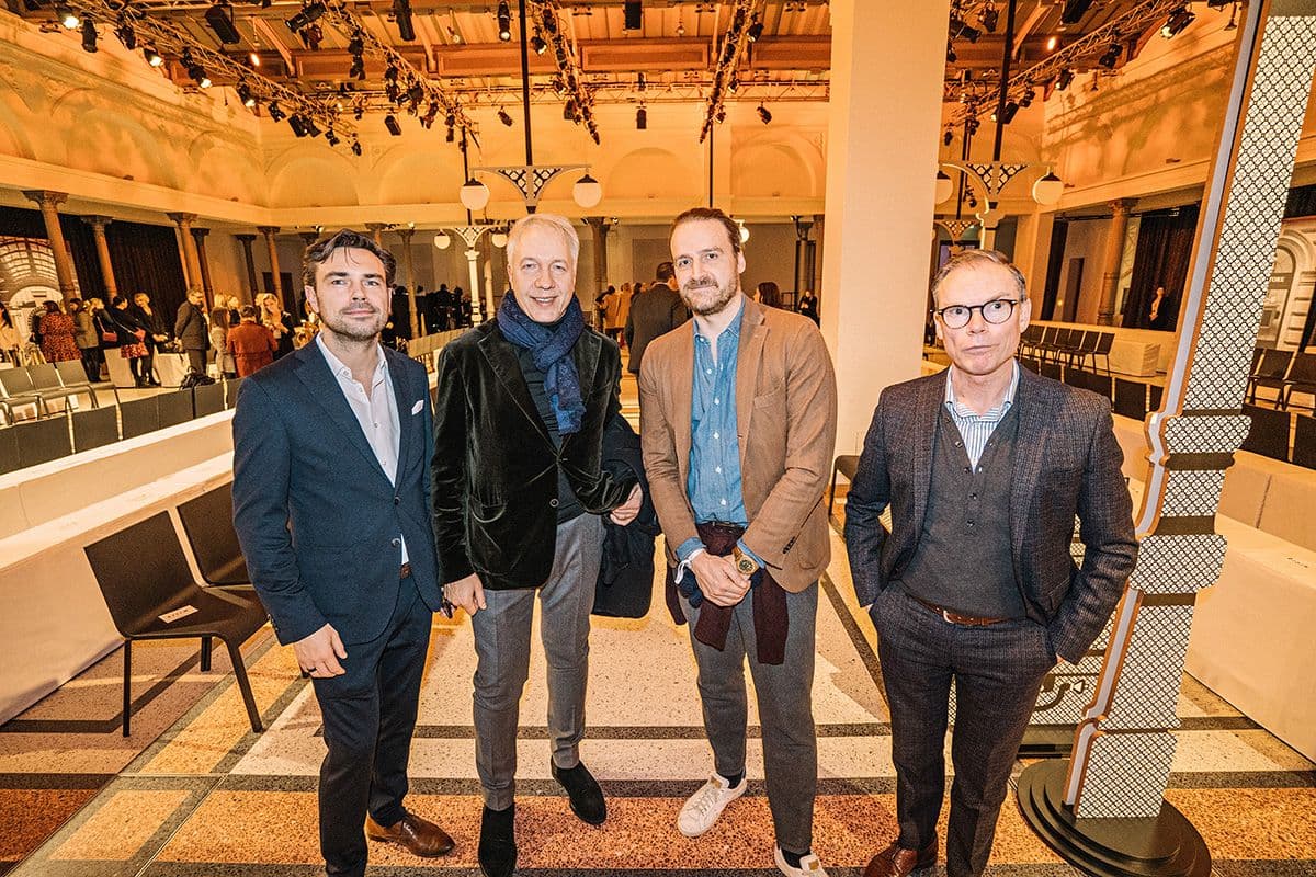 (v.l.n.r.) Mark Rauschen (L+T Osnabrück), Oliver Beuthien (Engelhorn), John Cloppenburg (P&C) und Michael Werner (TextilWirtschaft) (Foto: Marc Cain)