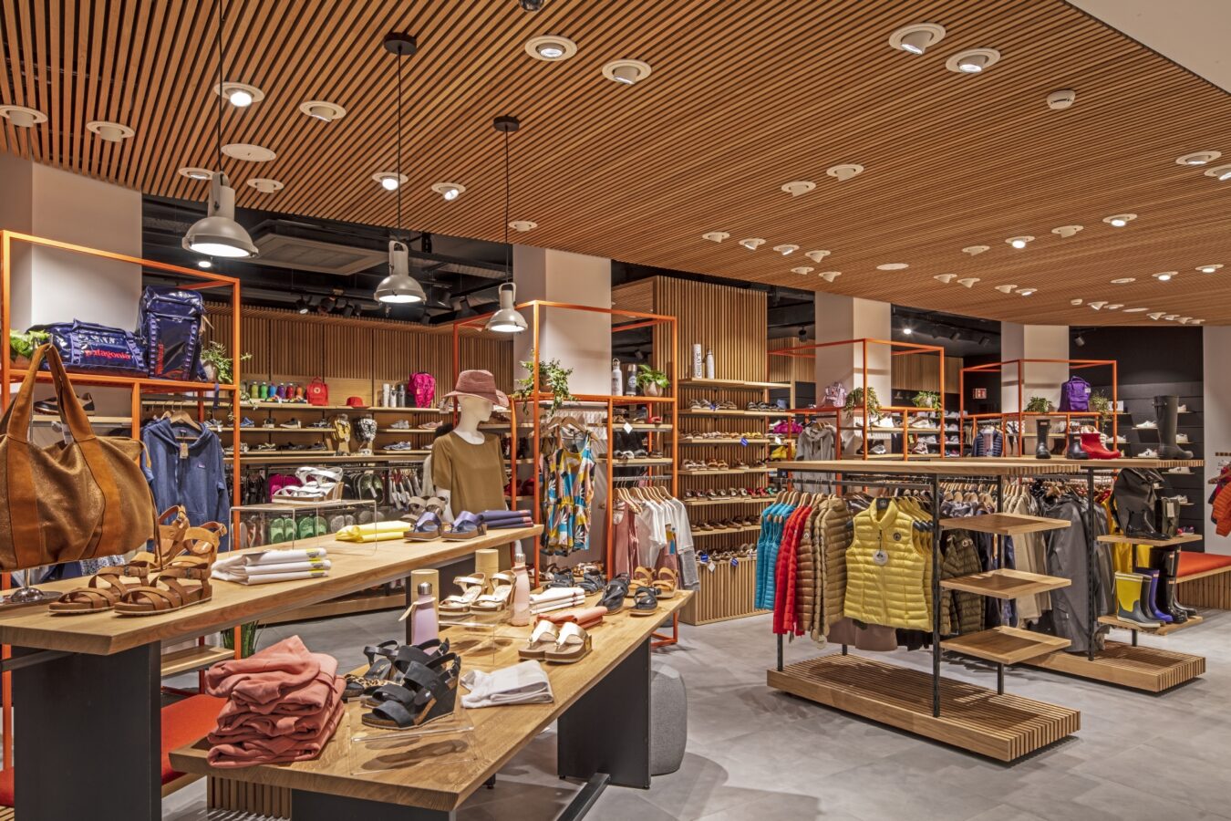 Aeschbach präsentiert sich in Genf in seinem neuen Flagship Store (Fotos: Ansorg/ Boris Golz)