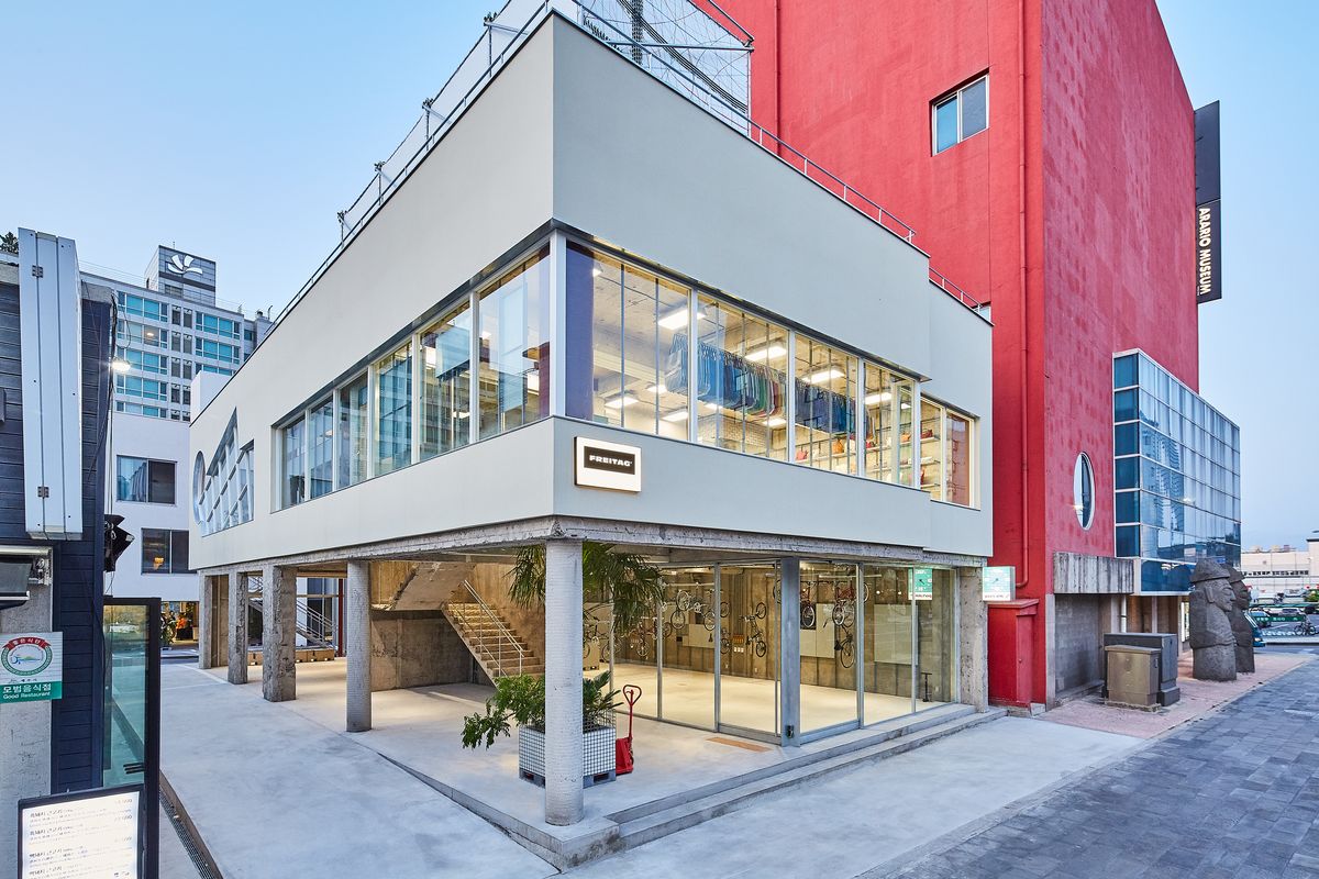 Freitag eröffnet einen neuen Store auf der südkoreanischen Insel Jeju. (Foto: Freitag) 