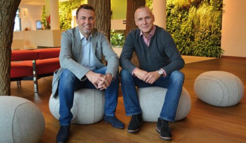 Geschäftsführer Frank Sauter (li.) und Marc Bals erzählen von der „Häutung“ von BNS. (Foto: BNS)