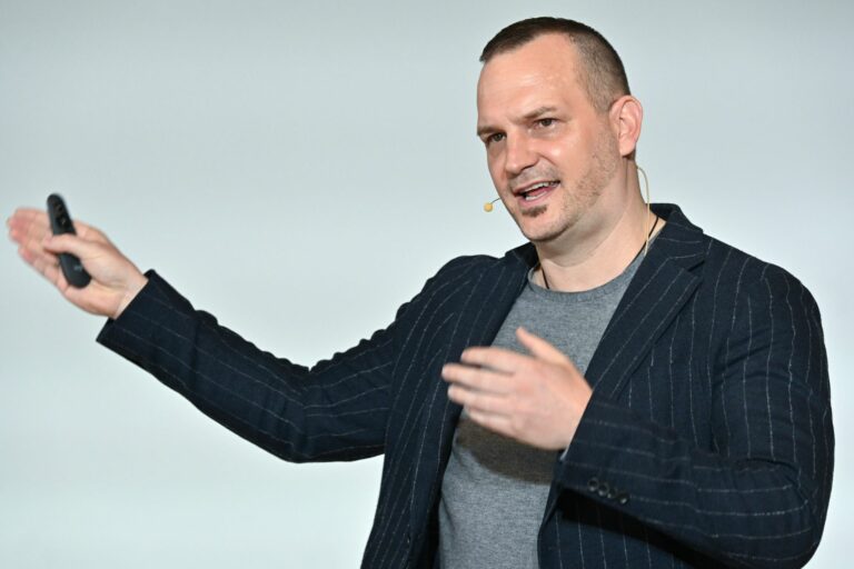 Dr. Nico Rose beim Bequemschuhsymposium (Foto: Volkmar Heinz/Leipzig Report)