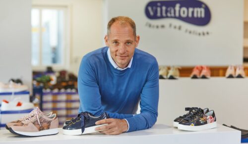 Steffen Schmutz ist fast jede Woche in den Rheinstudios von QVC. (Foto: Vitaform)