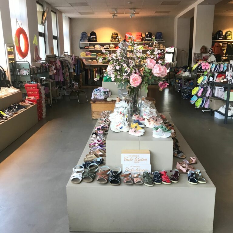 Bei Calino achtet man beim Sortiment auch auf einen gewissen Standard in den Looks. (Foto: Calino)