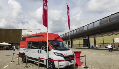 Ein Wohnmobil war der Hauptpreis des europaweit veranstalteten Rieker-Gewinnspiels. (Foto: Rieker)