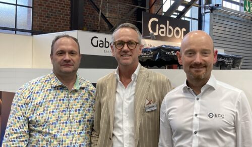 Roman Degenhardt, Ralf Meurer und Stefan Nicolai arbeiten gemeinsam an der Prozessoptimierung in der Schuhbranche. (Foto: Redaktion)