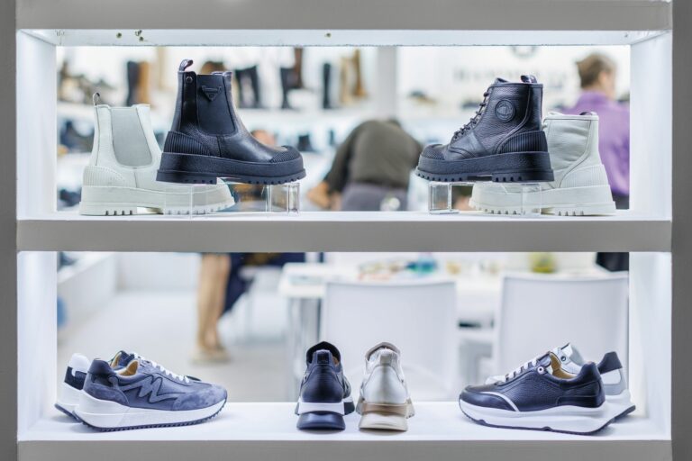 Impressionen von der Expo Riva Schuh als Auftakt der Orderrunde H/W 24/25.  (Foto: Redaktion)