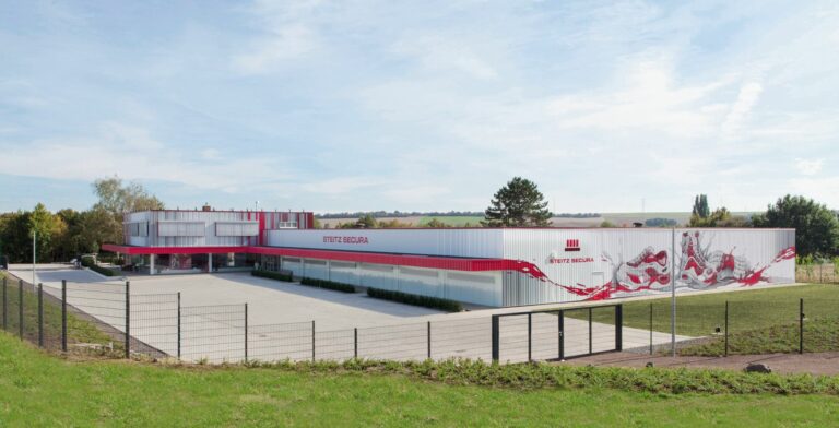 Werksverkauf und Lager in der Pfalz (Foto: Steitz Secura)