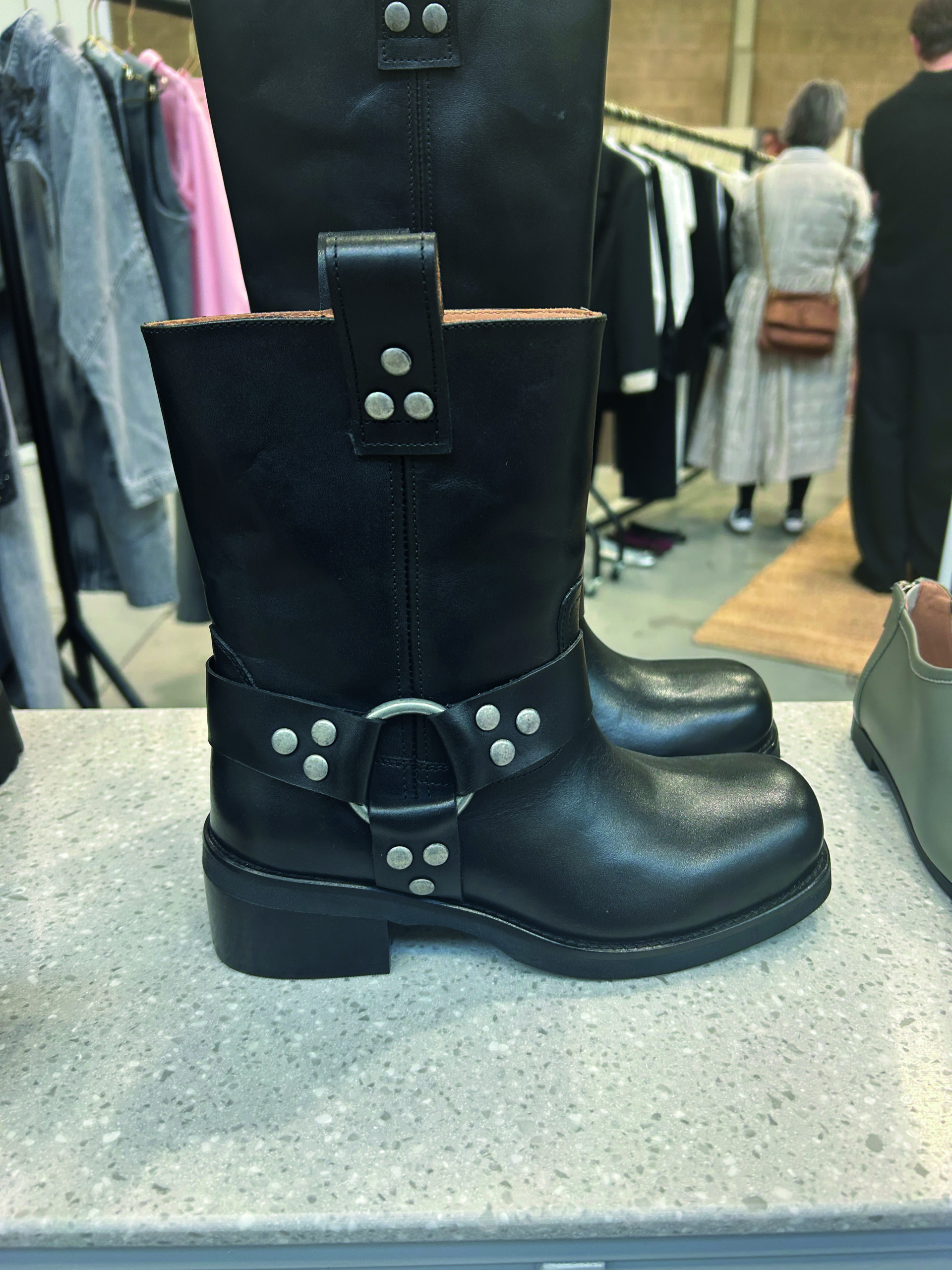 Boots H/W 2025/26: Modell von Sophie Schnoor