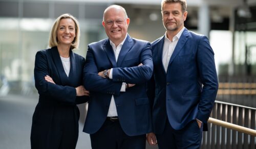 Dr. Alexander von Preen, CEO, und Henriette Tesch, COO, Alexander von Preen, CEO, und Thomas Storck, stellvertretender Vorstandsvorsitzender und CFO der Intersport (Foto: Intersport)